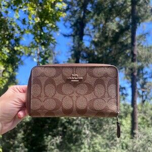 COACH Medium Zip-Around Wallet Signature Canvas Brown w Gold Hardware AUTHENTIC